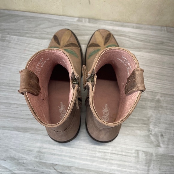 Miss Macie Pedal Pusher Leather Suede Floral Embroidered Ankle Booties Size 7.5 - Picture 3 of 16